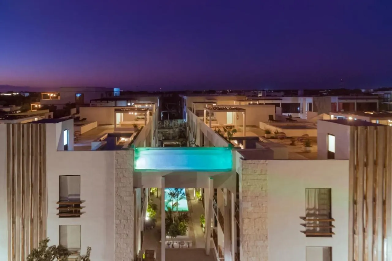 Luxury 2 Story Penthouse La Veleta 3Br Jacuzzi Apartment Tulum